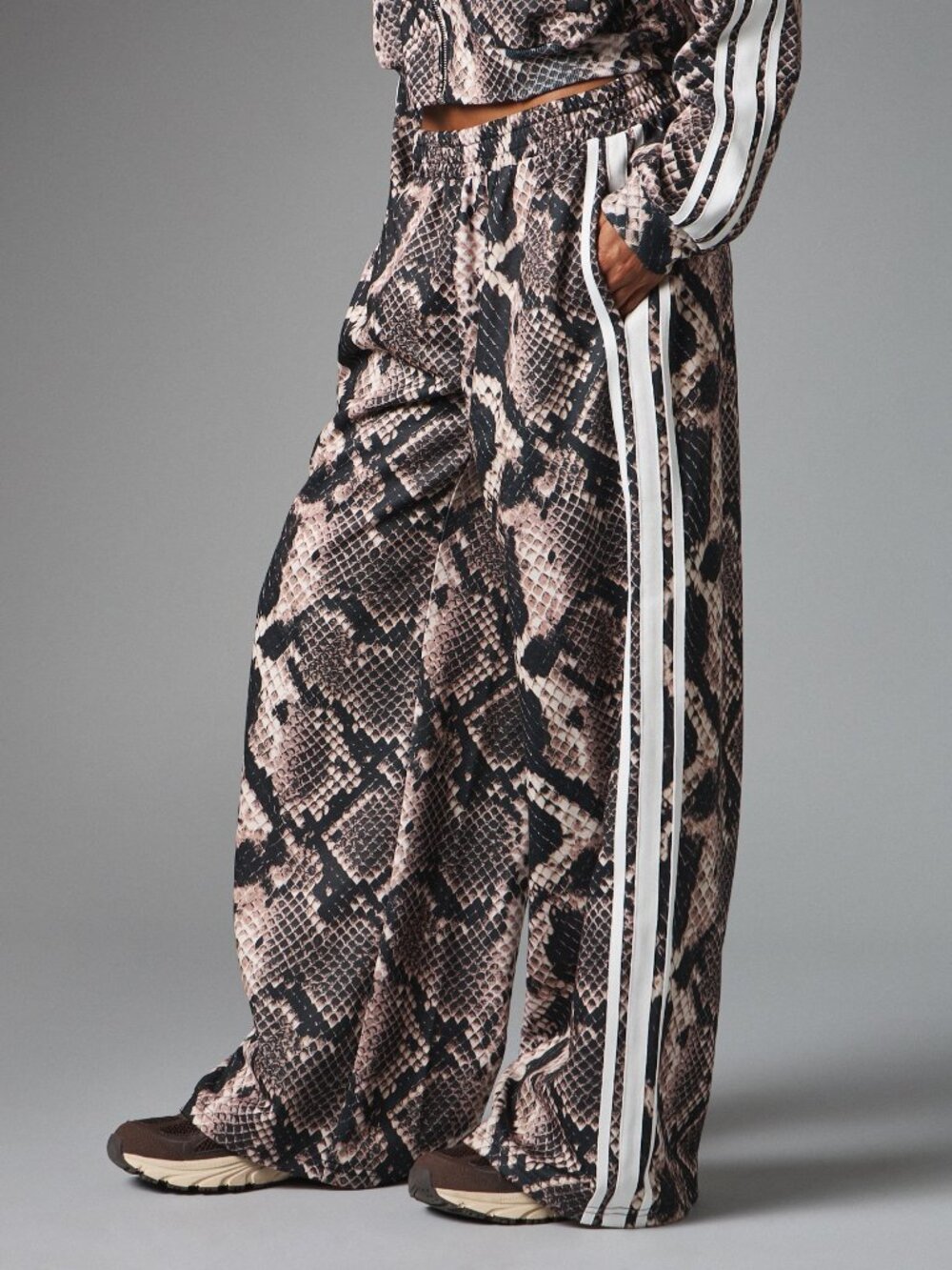 Multicolor Casual Women's Snake Print Wide Leg Jogger Pants